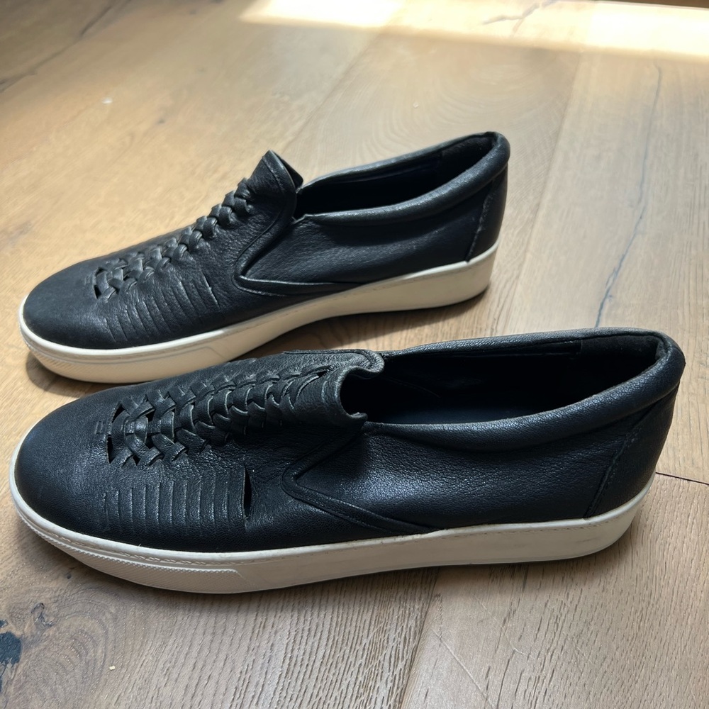 Belle by Sigerson Morrison women’s woven strip slip-on leather sneakers in Sz 7.